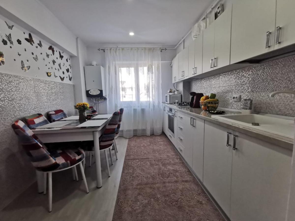 Apartament Regim Hotelier Deva Exterior foto